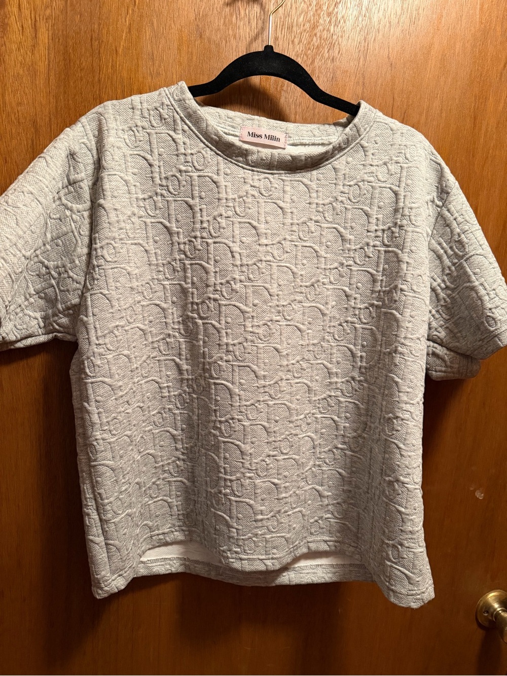 High-Waist Women’s Shorts in Light Gray - Textured Knit
